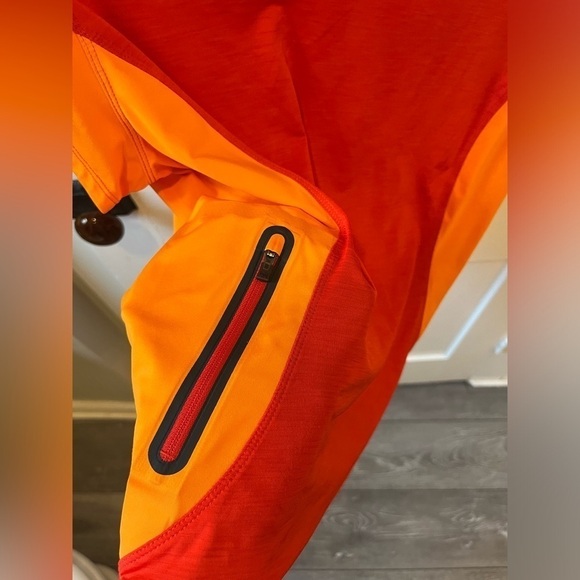 WOMEN'S REI VENTURI CAP SLEEVE TOP SHIRT Size Large UPF 50+ - Picture 2 of 8